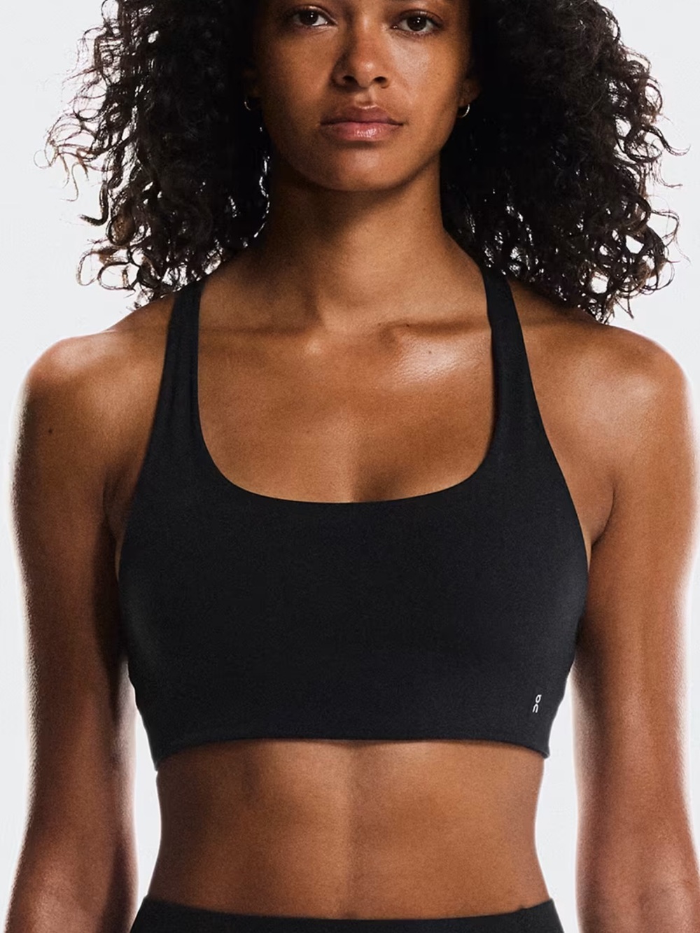 On Cloud Studio  Performance Black Scoop-Neck Sports Bra